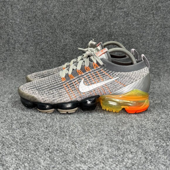 Nike Air VaporMax Flyknit‎ 3 Running Shoes Men\'s 8.5 Atmosphere Grey Orange Run main image 8